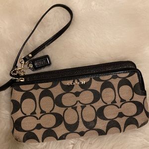 Coach Wristlet Wallet